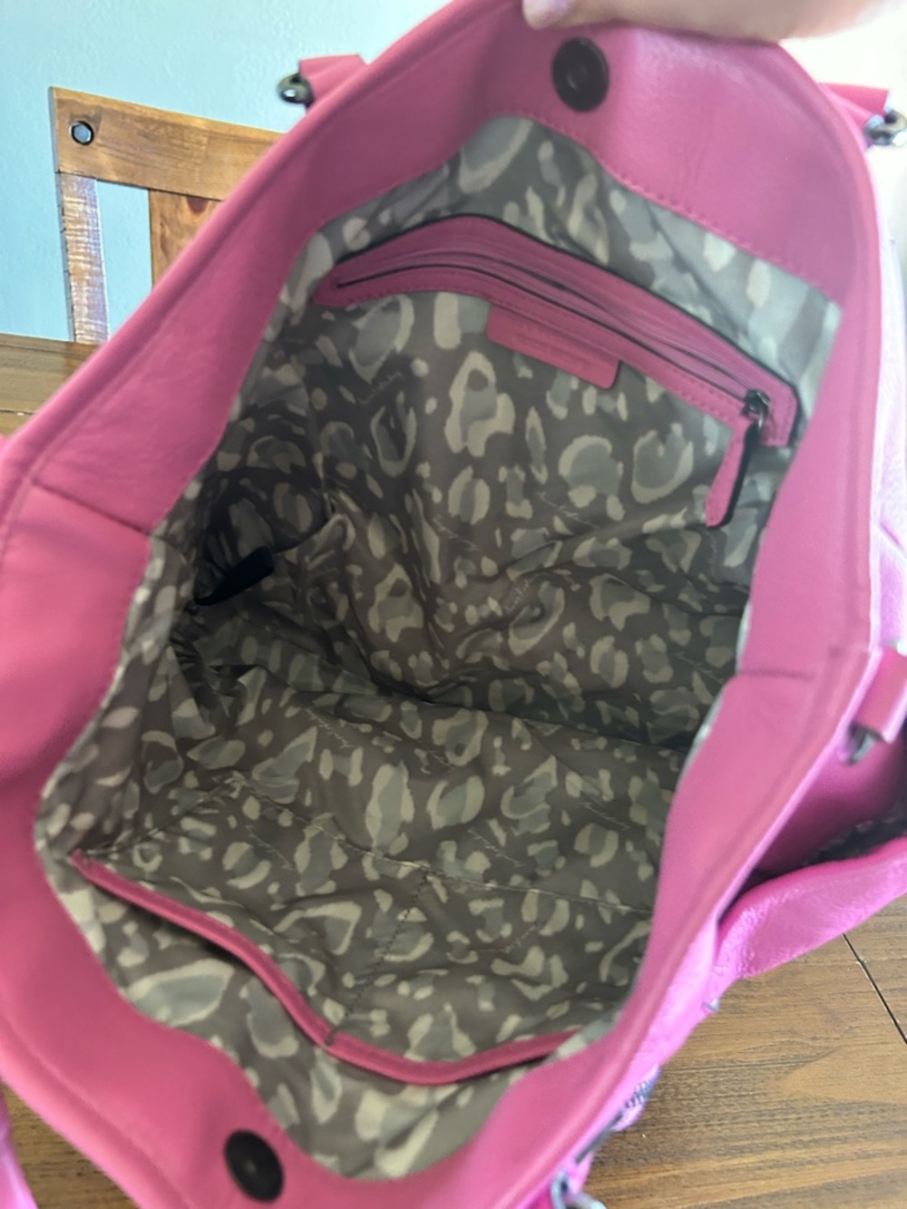 Aimee Kestenberg Sunbury Leather Tote Bag - Picture 5 of 5